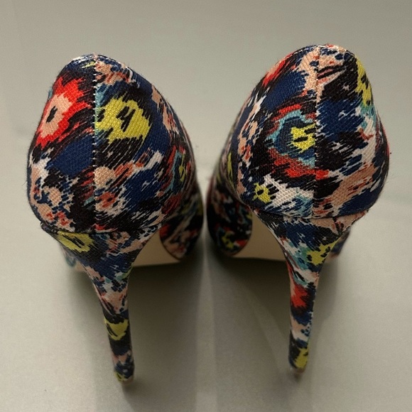 Multicolored Stiletto Heels – Vibrant & Stylish (Size 7.5) - Picture 4 of 5